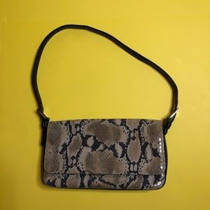 Super cute Snake Print Shoulder bag🐍